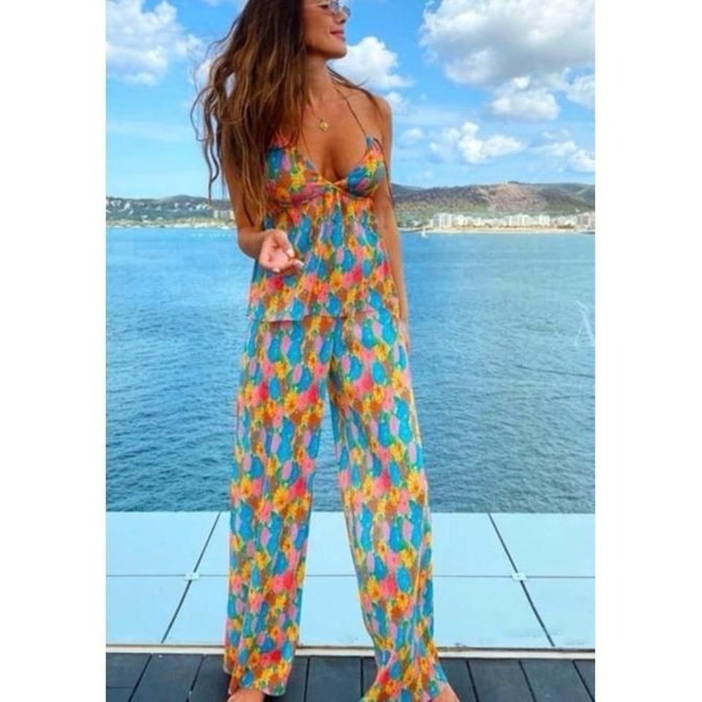 NWT Zara pleated floral  palazzo pants size‎ small